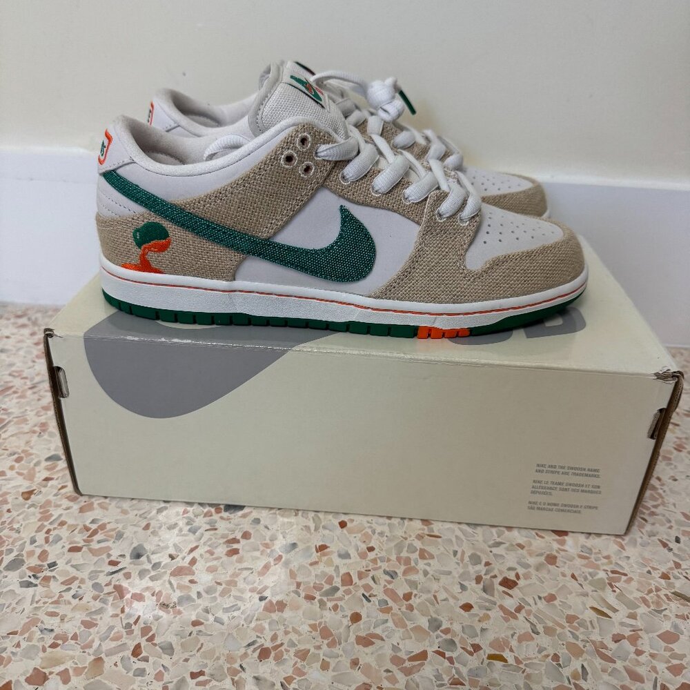 Nike Dunk Low Jarrito SB
